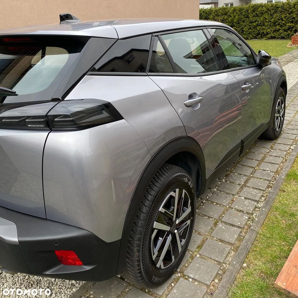 Peugeot 2008 - 11