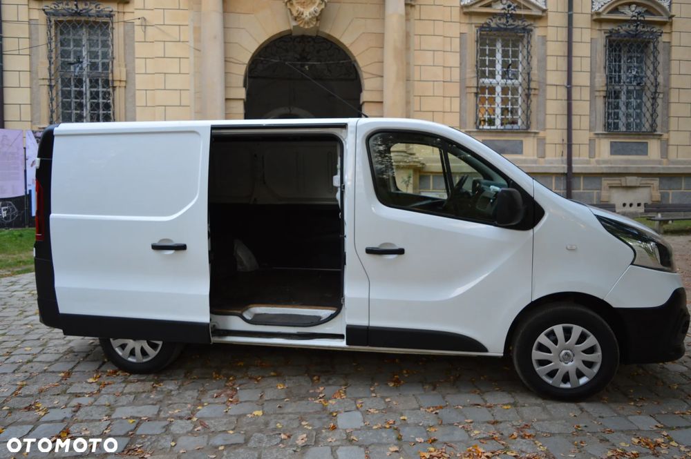 Renault TRAFIC - 21