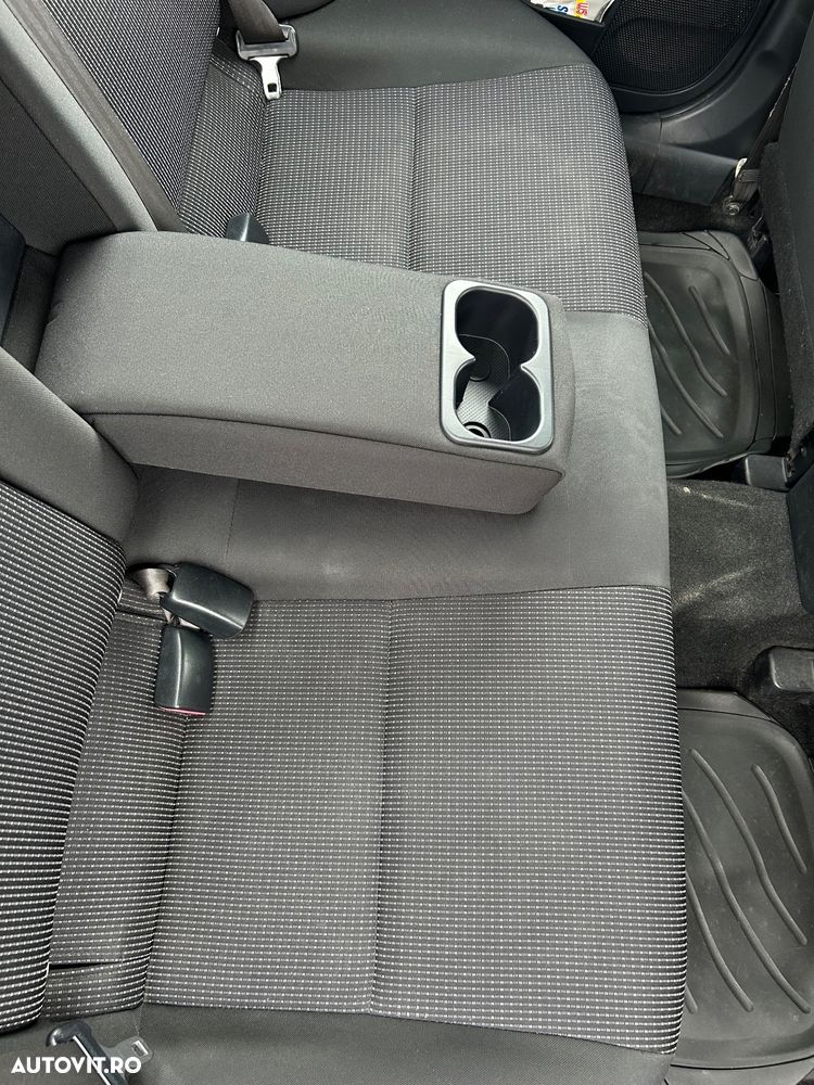 Mitsubishi Lancer - 21