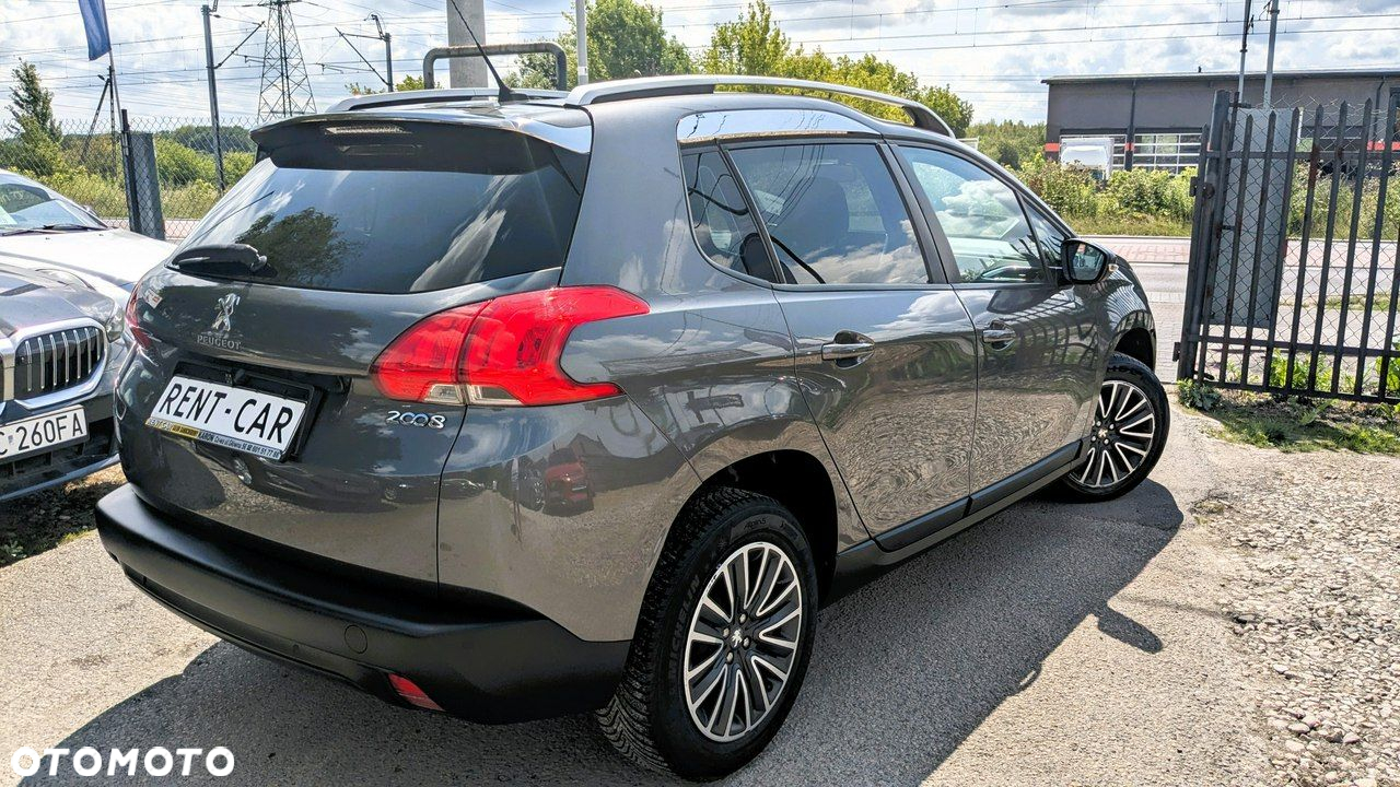 Peugeot 2008 - 9
