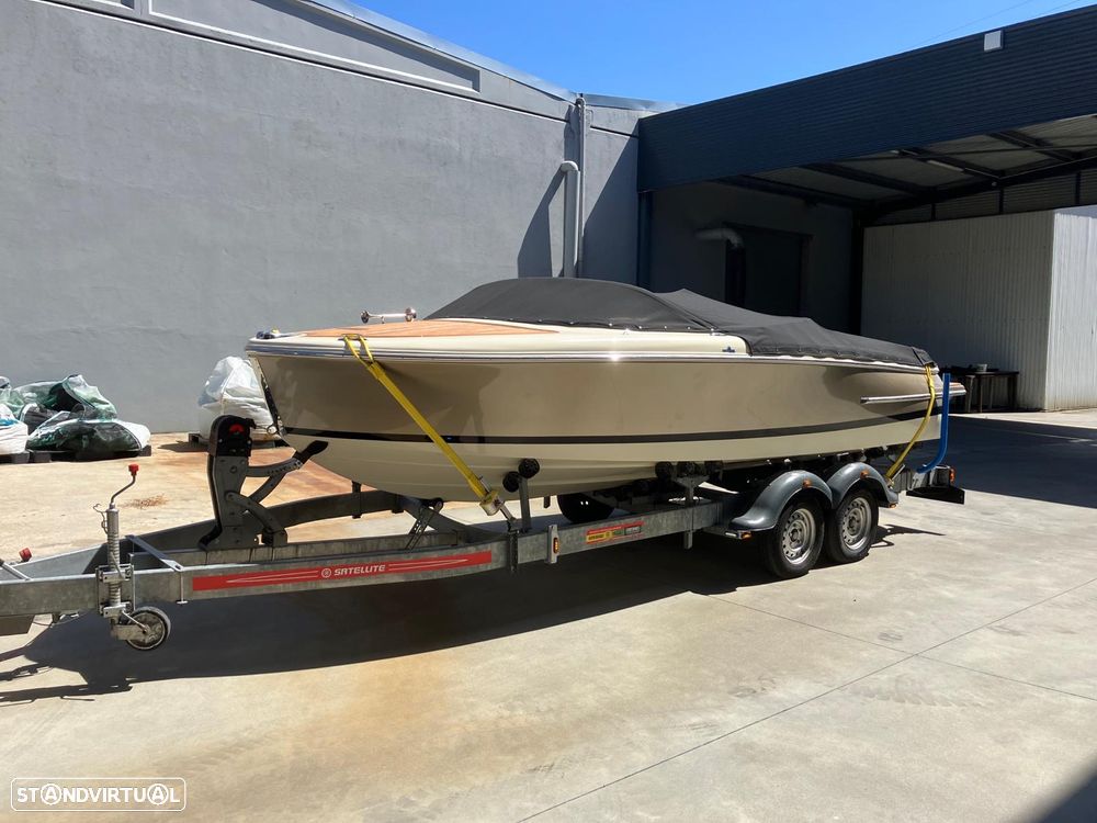 Chris Craft 21 Heritage - 4