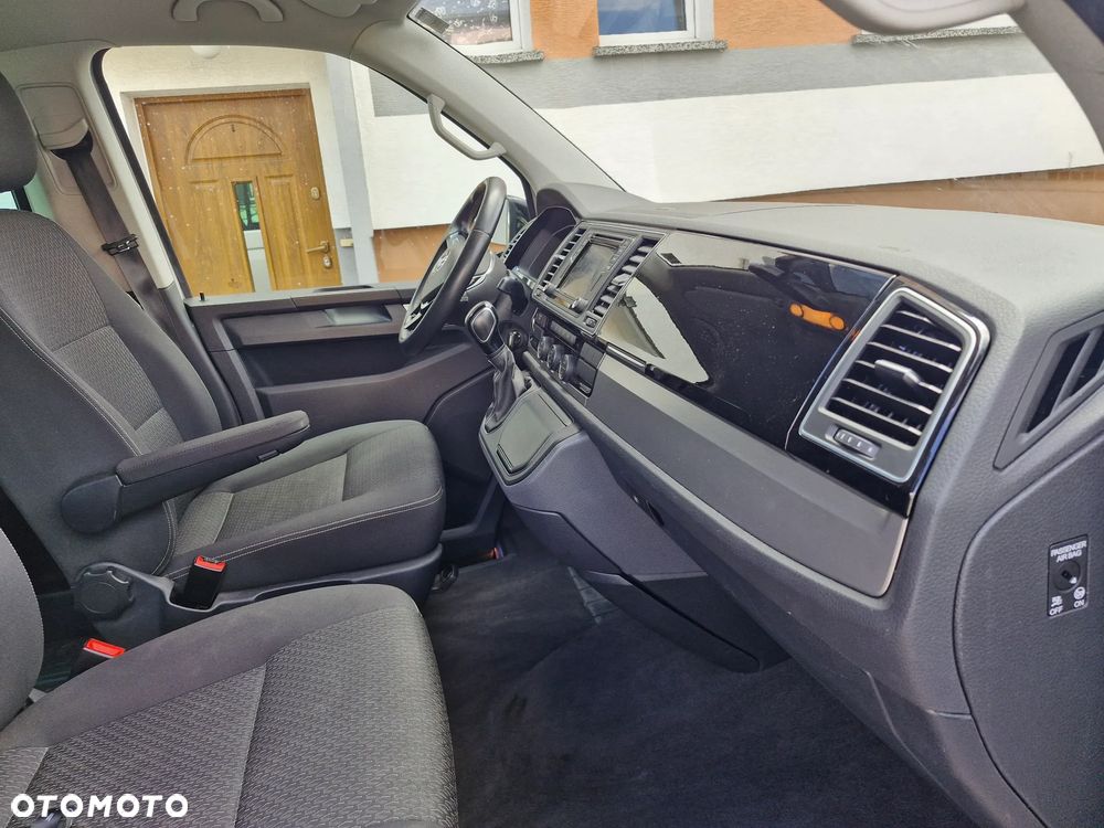 Volkswagen California - 12