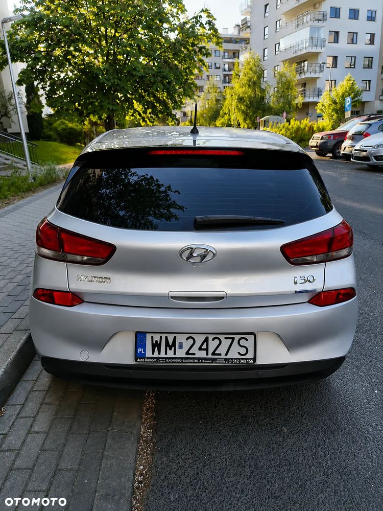 Hyundai i30 1.6 CRDi BlueDrive Classic + - 4