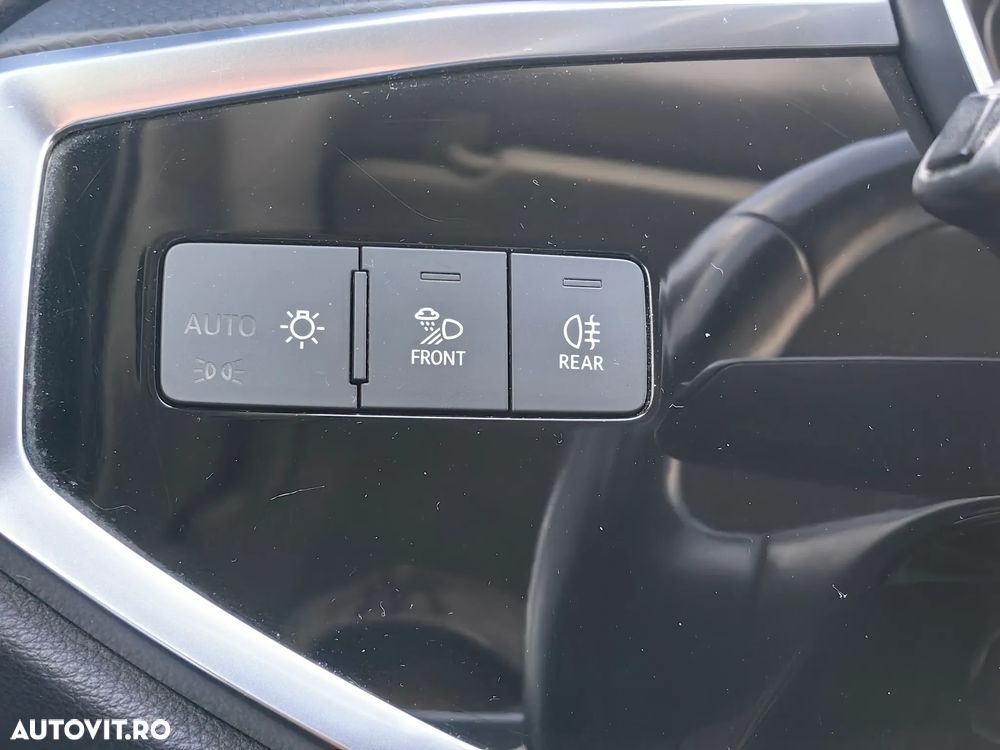 Audi Q3 2.0 35 TDI S tronic quattro S Line - 25
