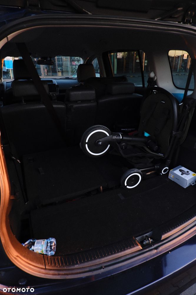 Mazda 5 2.0 Exclusive + - 14