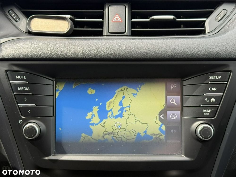 Toyota Avensis 1.6 D-4D Premium - 24
