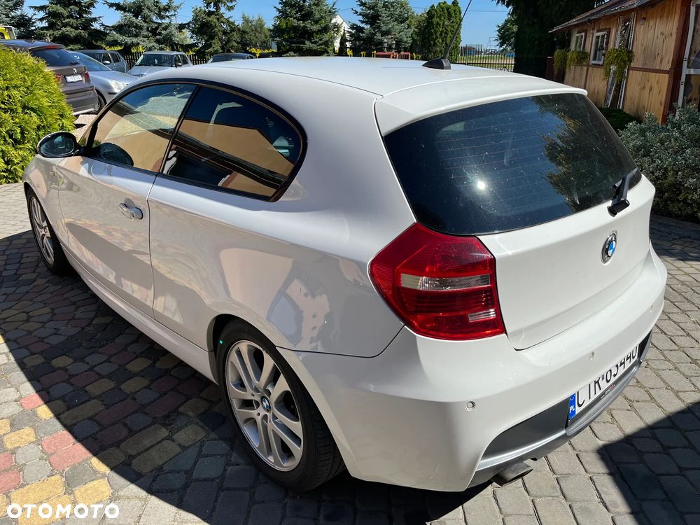 BMW Seria 1 123d DPF - 7