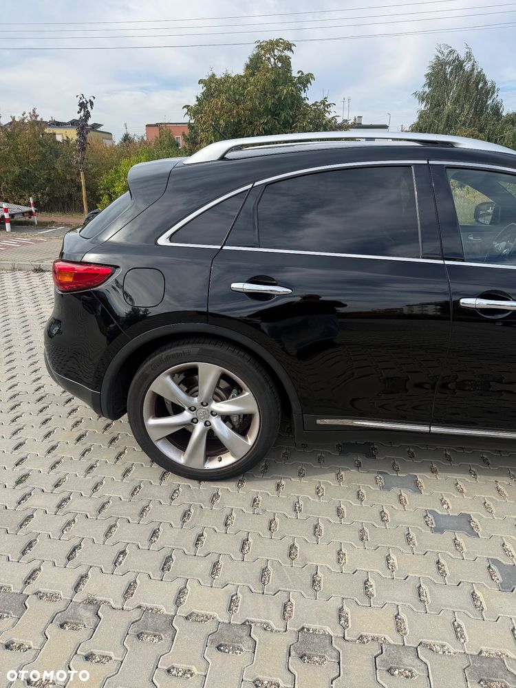 Infiniti FX FX30d S Premium - 4