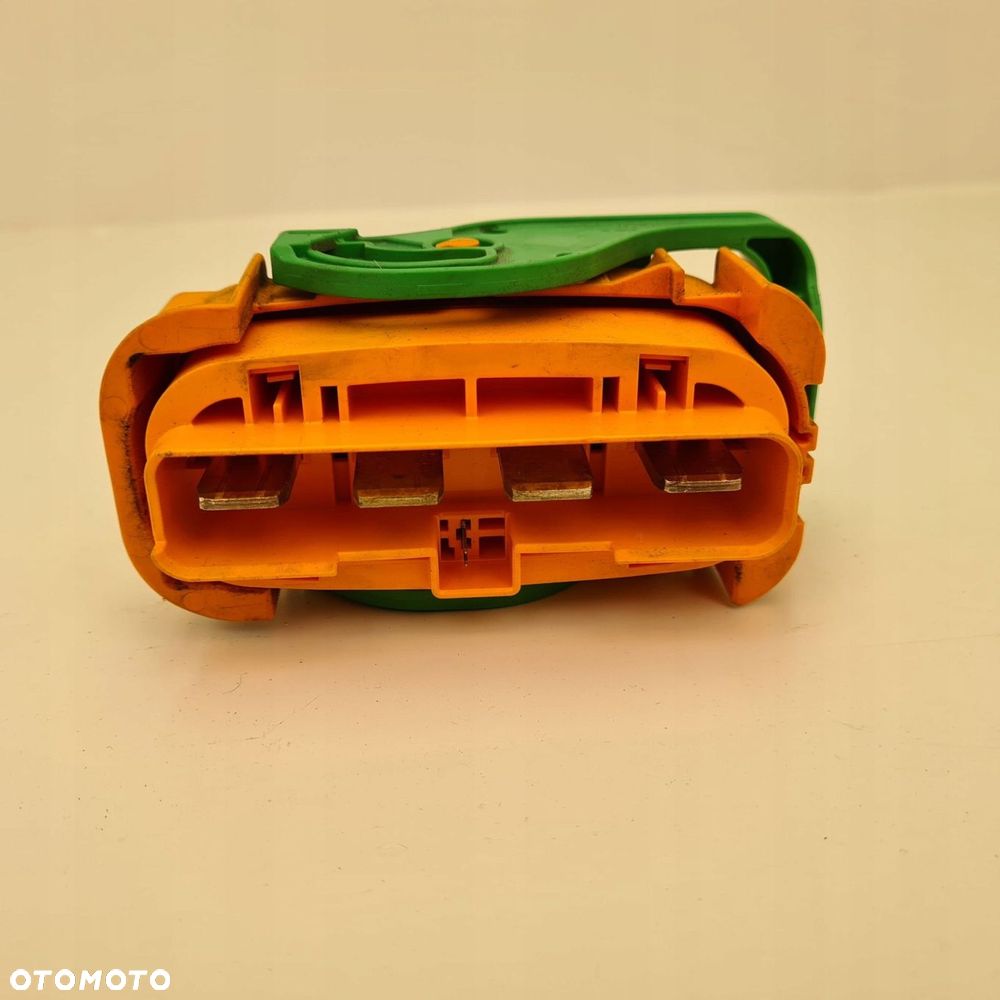 renault zoe bezpiecznik baterii - 4