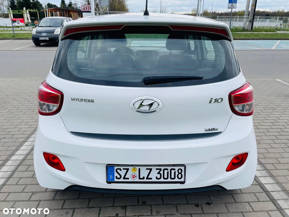 Hyundai i10 1.2 Fifa World Cup Edition - 4