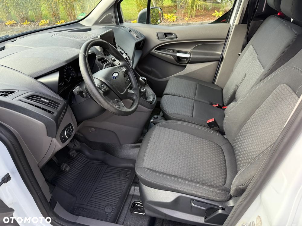 Ford Transit Connect - 29