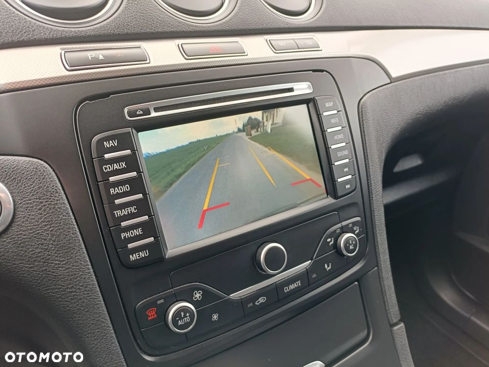 Ford S-Max 2.0 TDCi DPF Titanium - 26