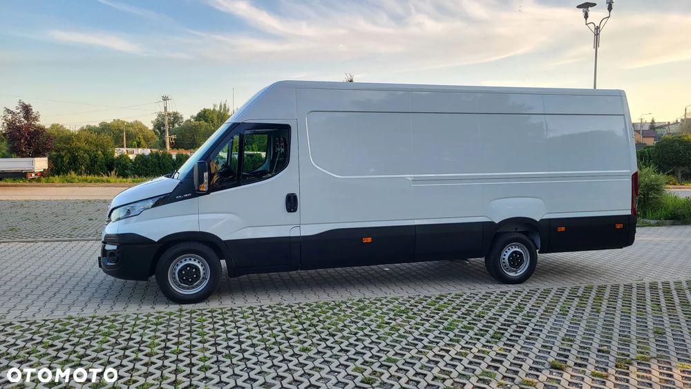 Iveco Daily 35s150 silnik 3.0 L4H2 /  furgon / blaszak / przebieg 83.000/ jeden właściciel krajowy - 8