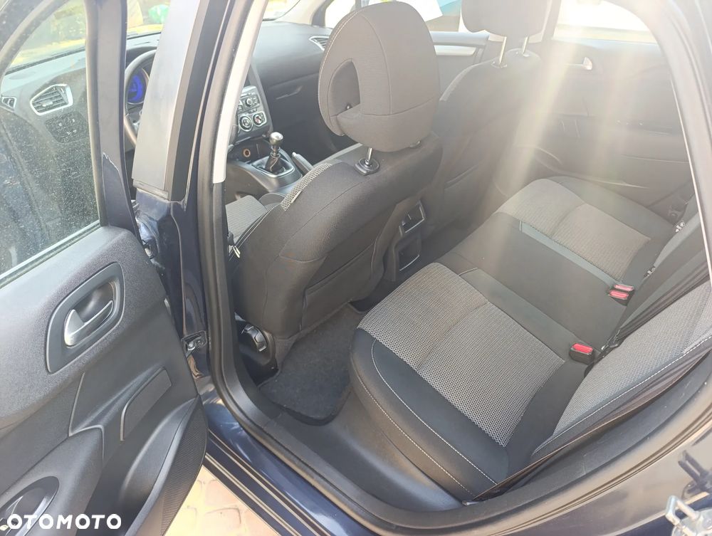 Citroën C4 - 10