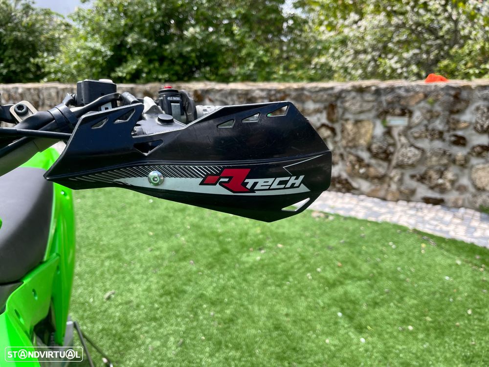 Kawasaki KX 250 F - 19