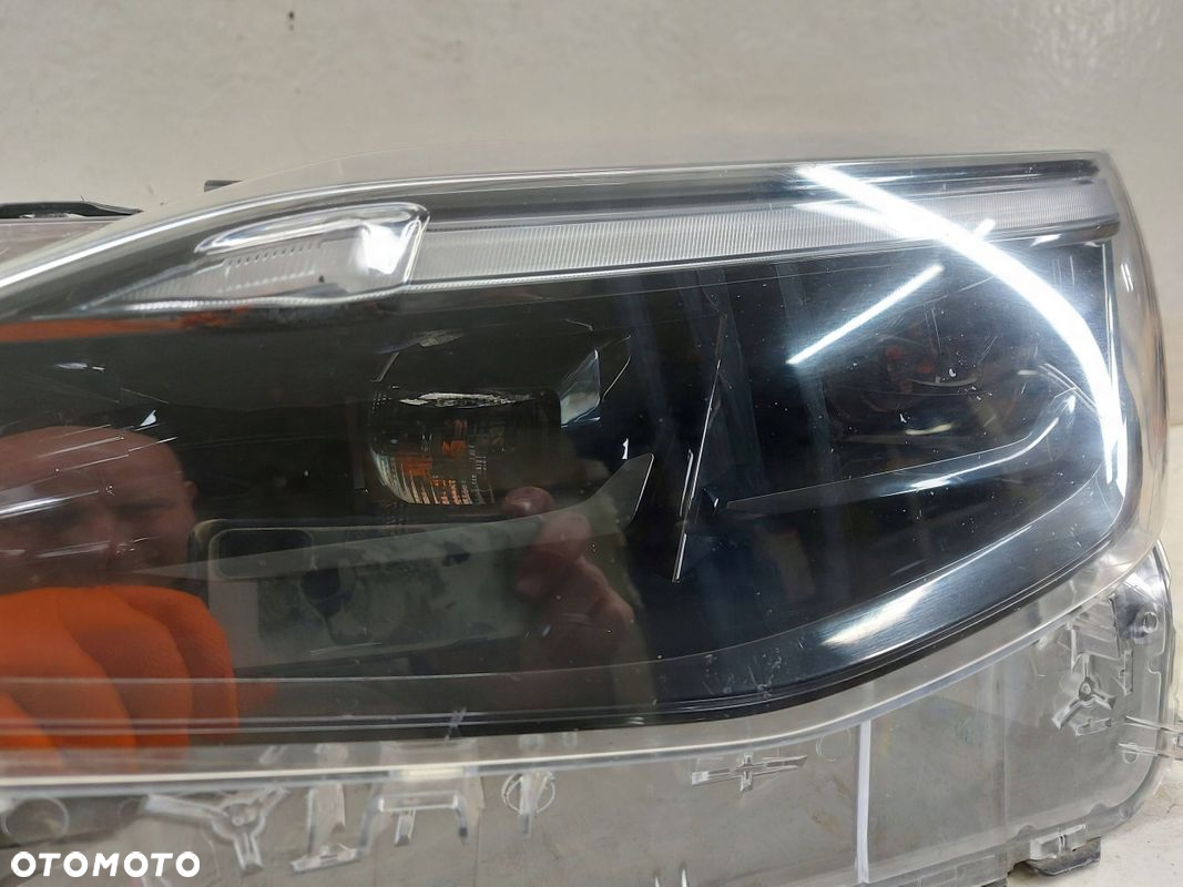 Toyota Yaris Cross led lewa lampa przednia przód reflektor - 7