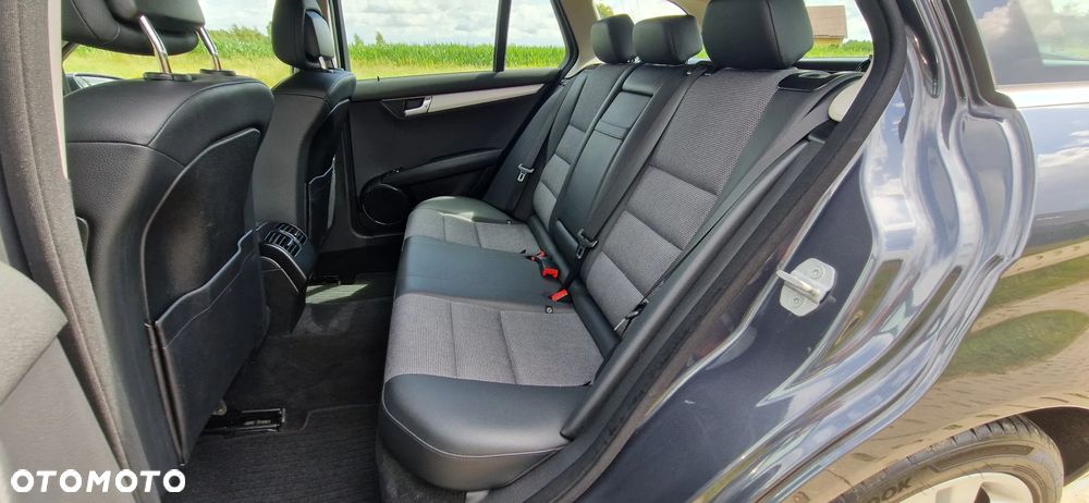 Mercedes-Benz Klasa C 200 Kompressor Automatik Avantgarde - 27