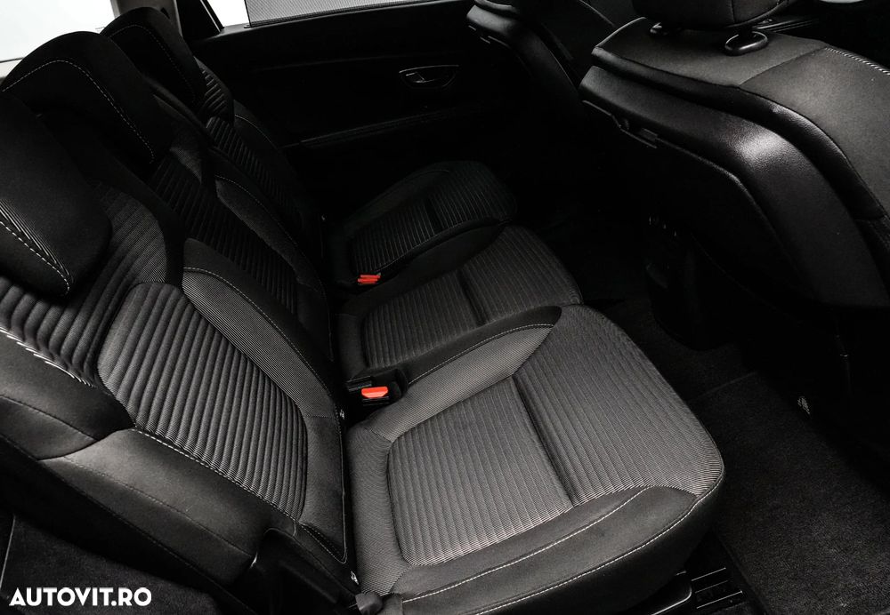 Renault Grand Scenic - 14