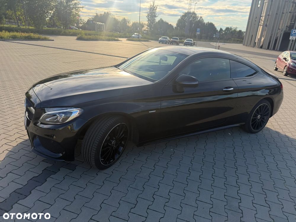 Mercedes-Benz Klasa C 300 9G-TRONIC Night Edition - 2