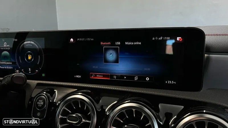 Mercedes-Benz CLA 220 d Shooting Brake AMG Line Aut. - 28