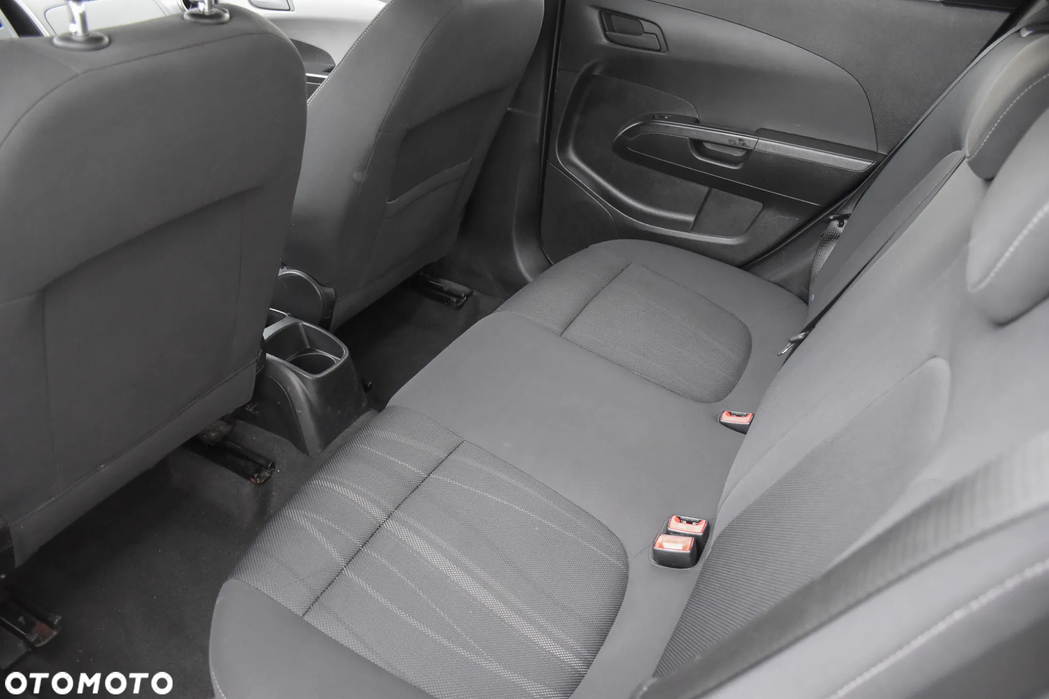 Chevrolet Aveo 1.4 16V LS Design+ - 35