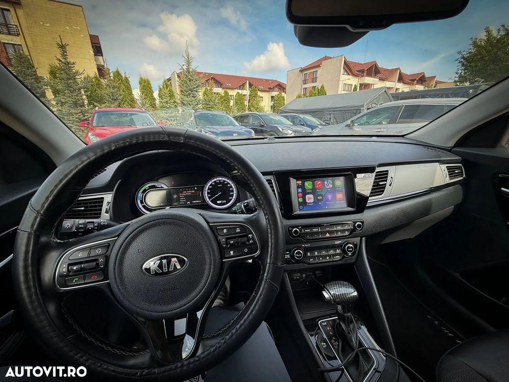 Kia Niro 1.6 GDI 2WD Aut. Vision - 12