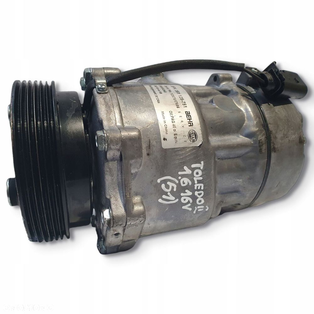 SPRĘŻARKA KLIMATYZACJI Seat Toledo II 1.6 16V pompa 8FK351125 - 1