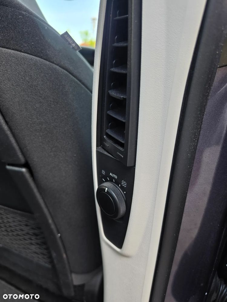 Citroën C4 Picasso - 25