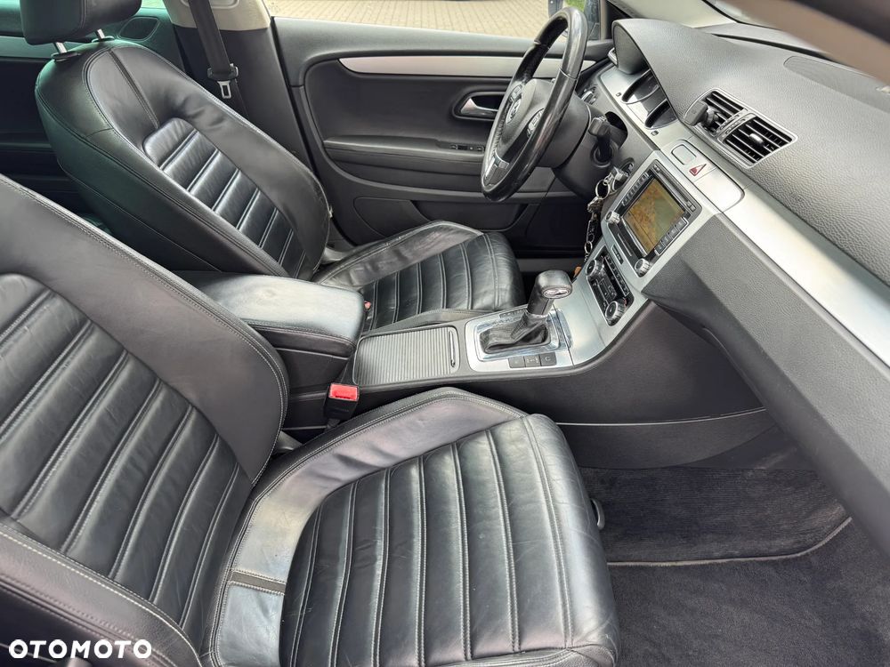 Volkswagen Passat CC - 26
