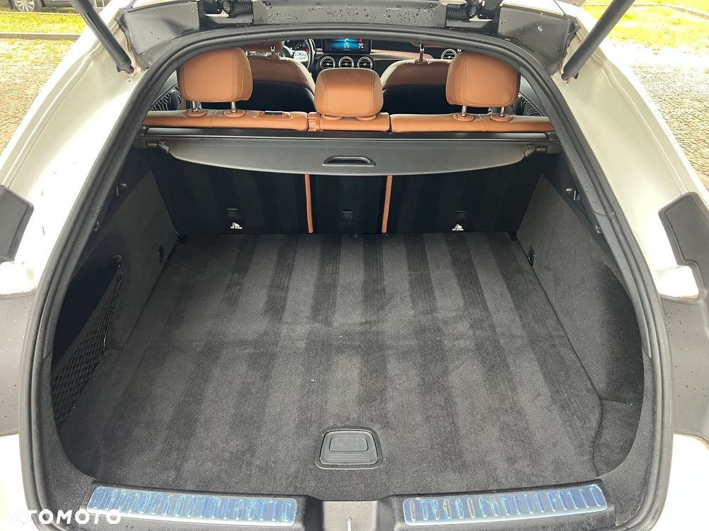 Mercedes-Benz GLC - 38