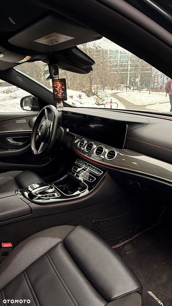 Mercedes-Benz Klasa E - 7