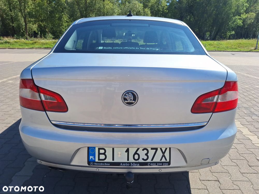 Skoda Superb 2.0 TDI Ambition - 2