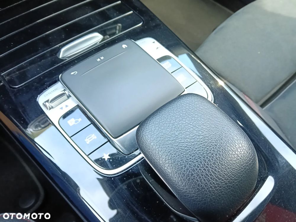 Mercedes-Benz CLA 180 d 7G-DCT AMG Line - 21