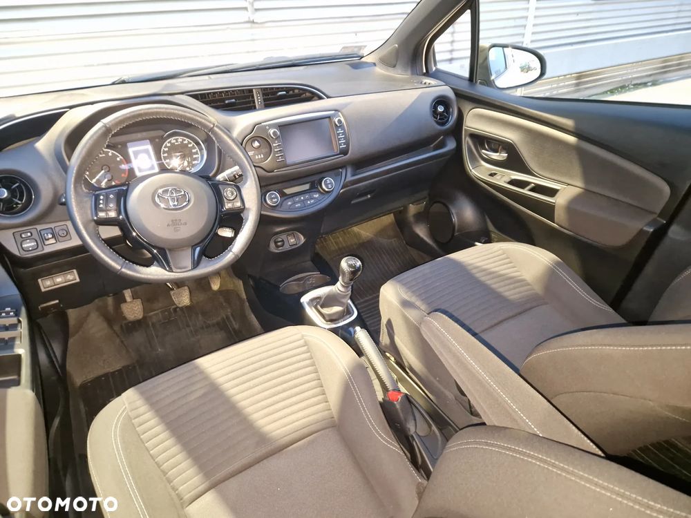 Toyota Yaris 1.5 Selection - 25