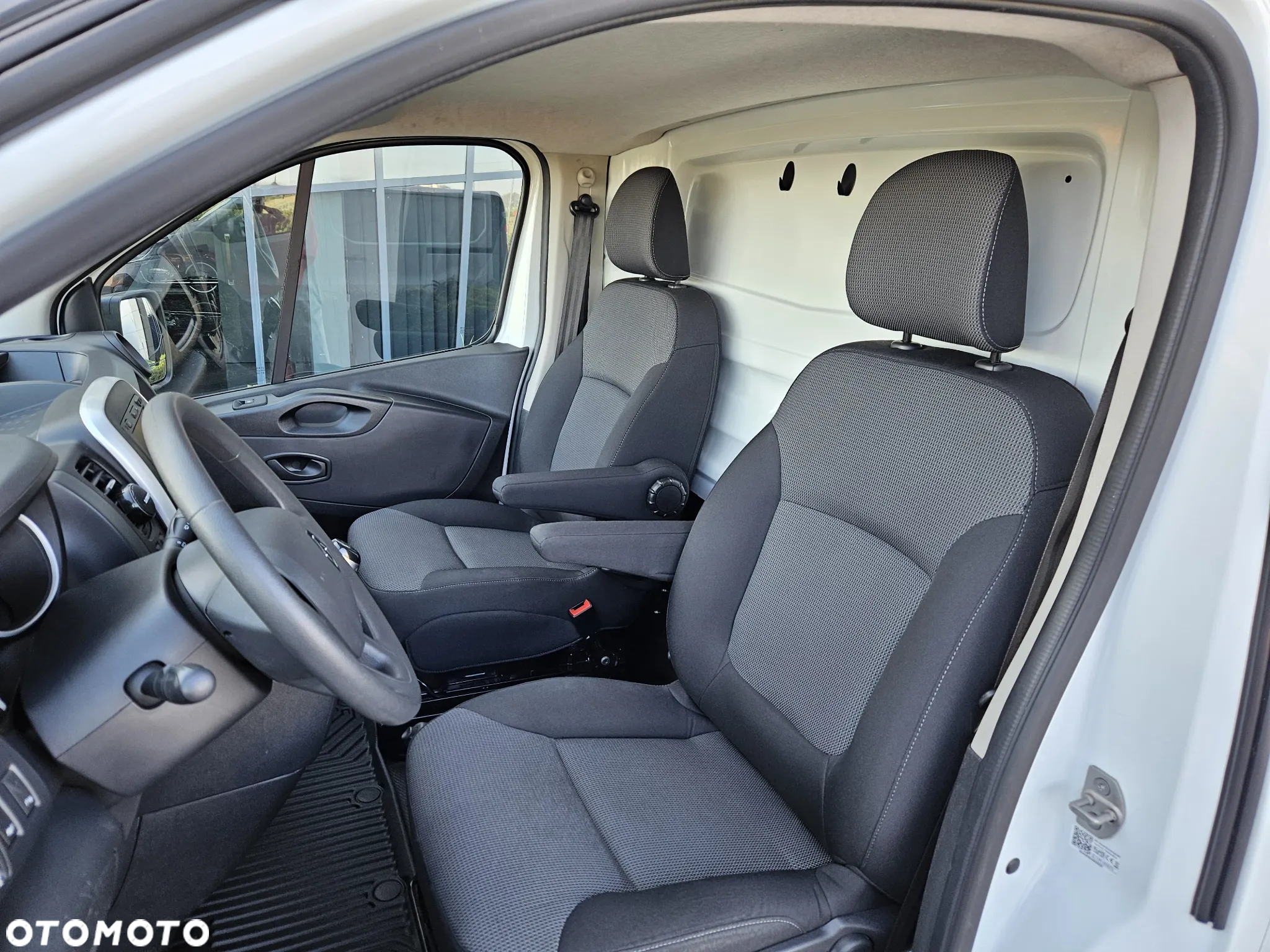 Renault Trafic - 34