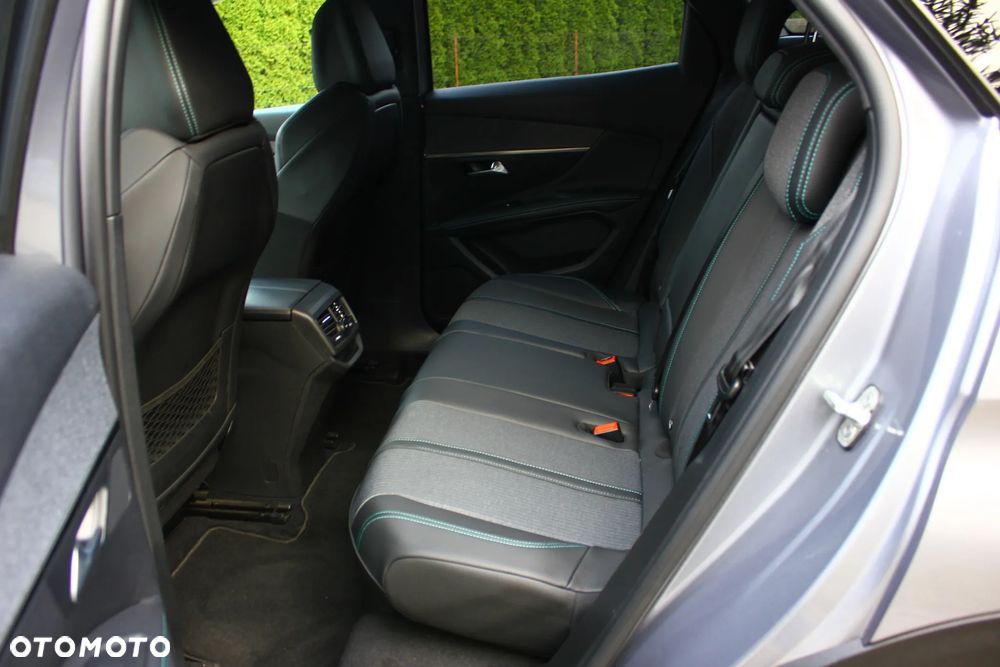 Peugeot 3008 BlueHDi 130 Stop & Start EAT8 Allure - 35