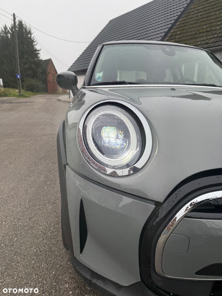 MINI Cooper SE Essential Trim - 16