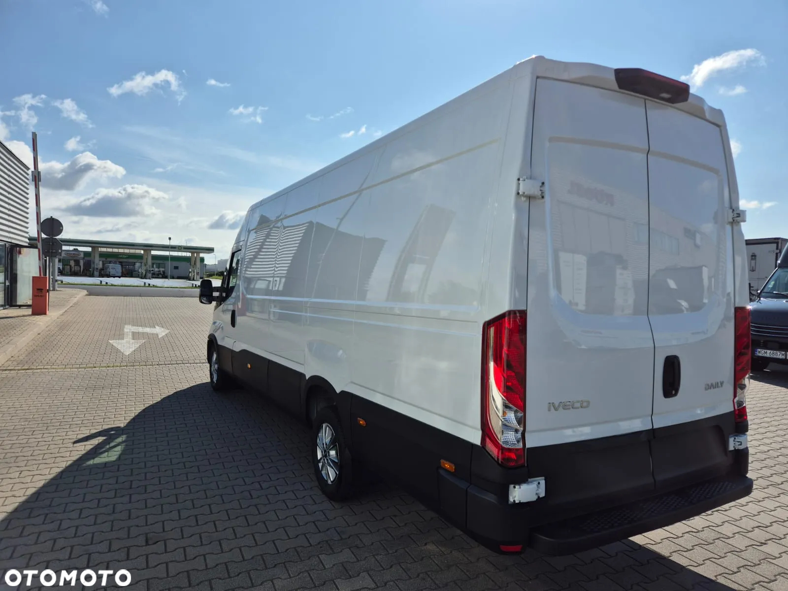 Iveco Daily / Pewny partner w biznesie ! - 7