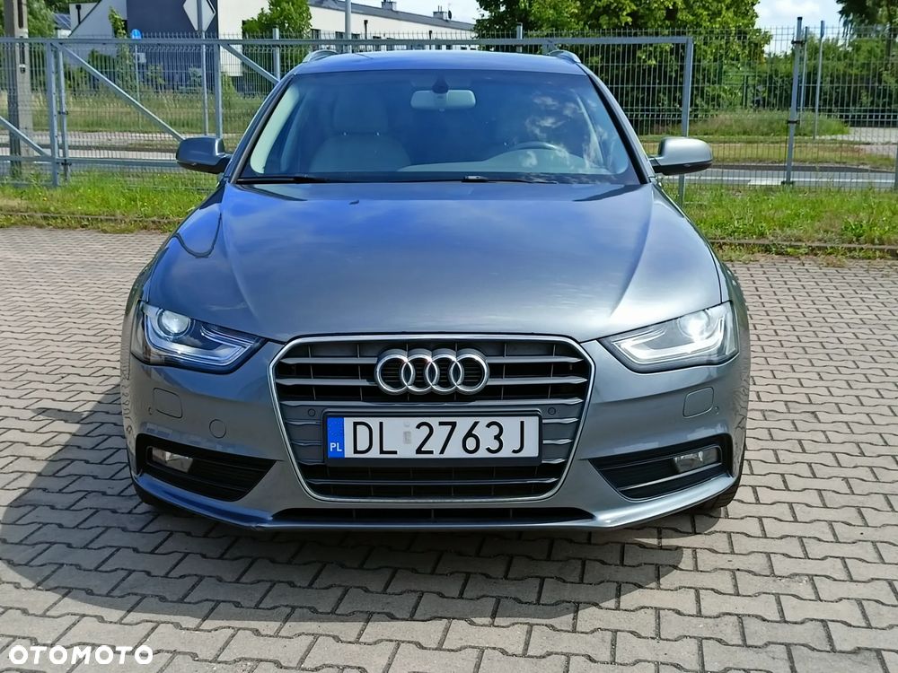 Audi A4 Avant 2.0 TDI DPF Ambition - 12