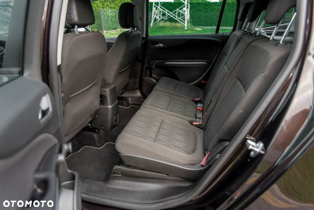 Opel Zafira Tourer 1.4 Turbo Active - 21