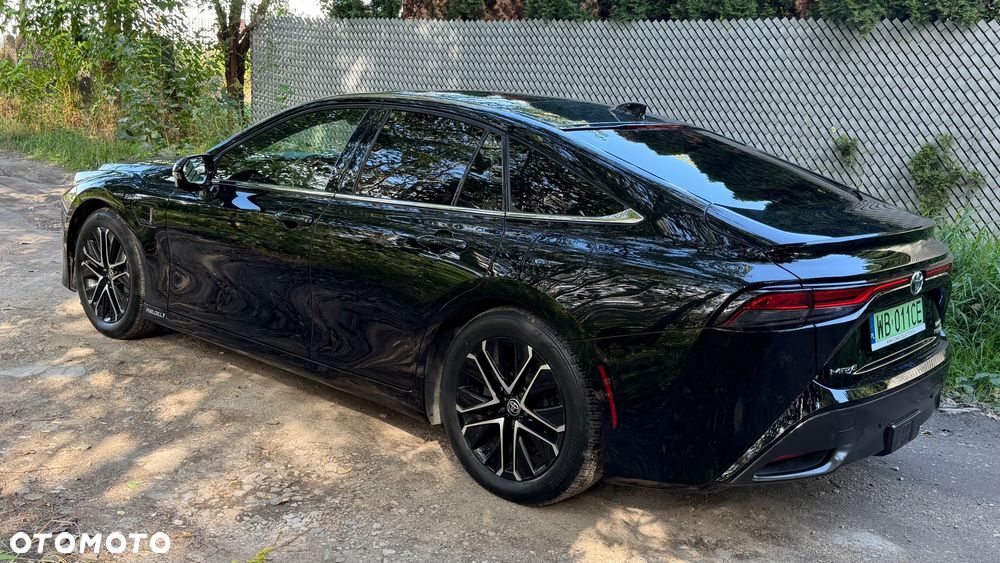 Toyota Mirai Luxury - 9