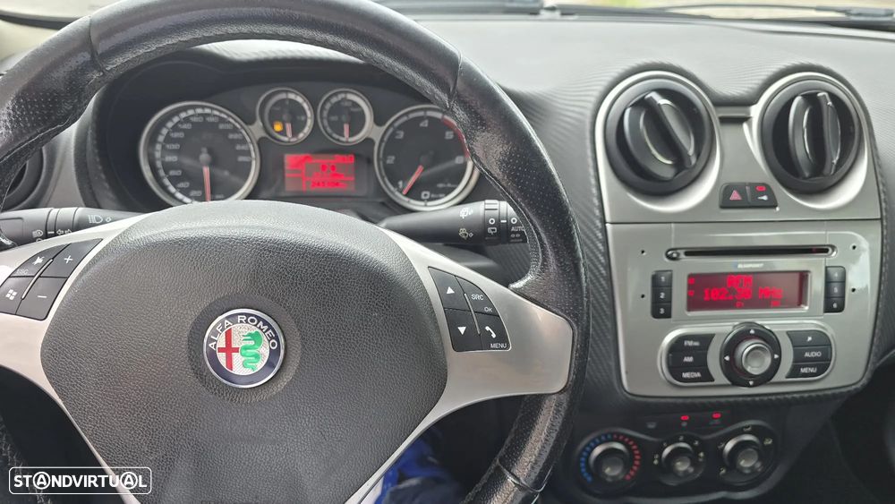 Alfa Romeo MiTo 1.6 JTDM - 4