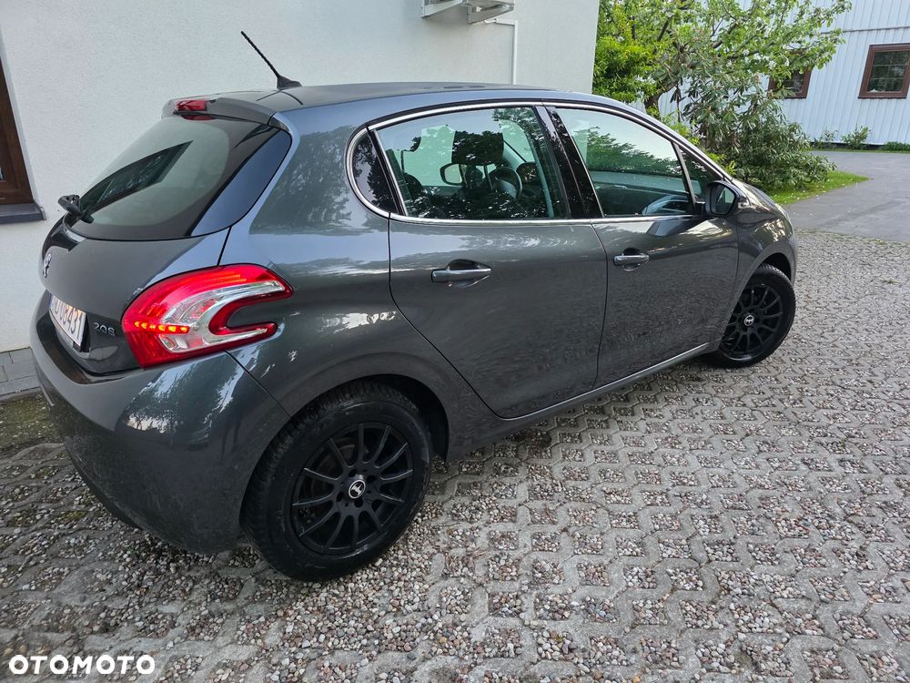 Peugeot 208 1.2 VTi Allure - 40