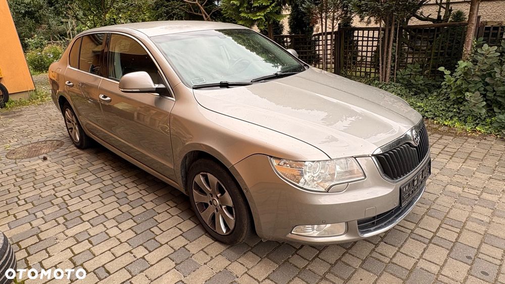 Skoda Superb 2.0 TDI Ambition - 1