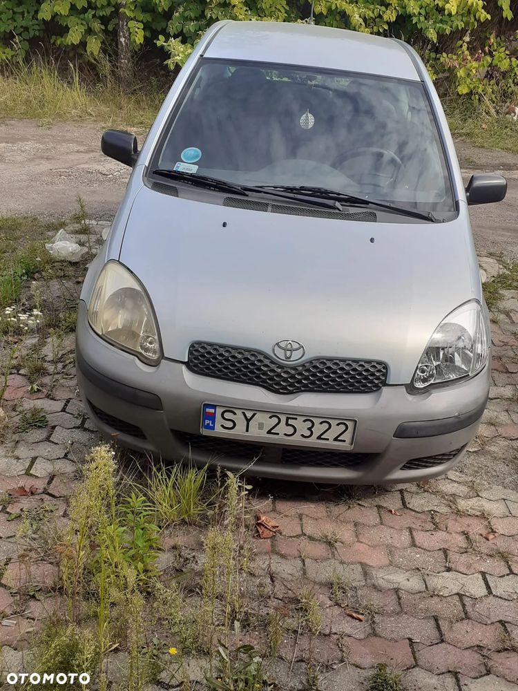 Toyota Yaris 1.0 Base - 4