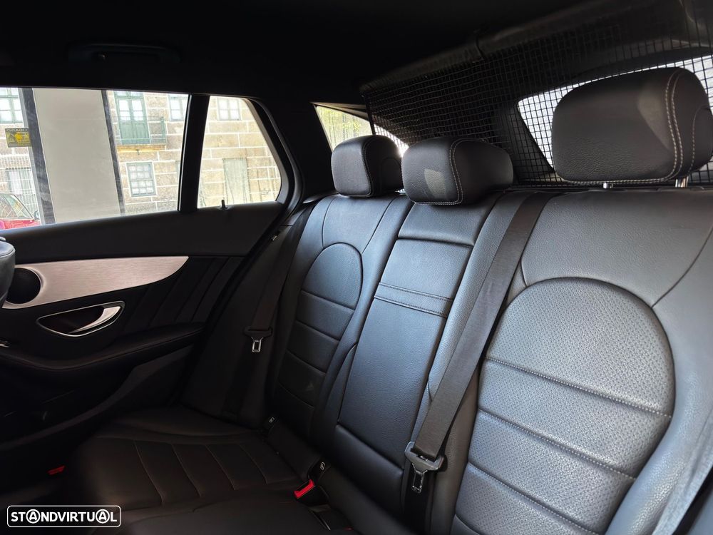 Mercedes-Benz C 200 d AMG Line - 14