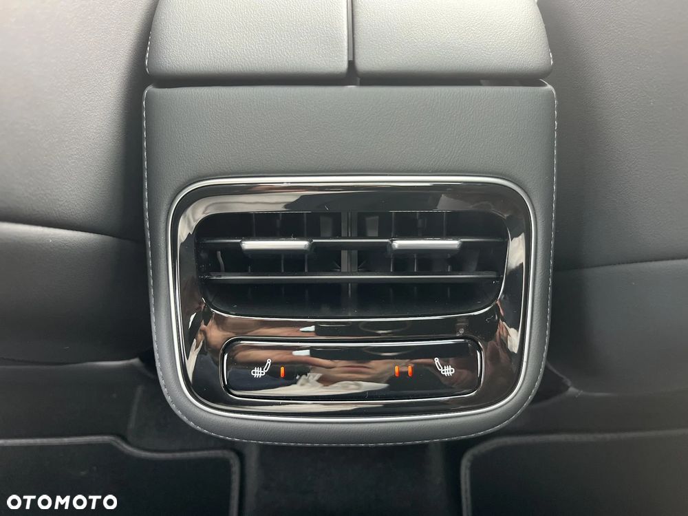 Chery Tiggo 8 1.5 T-GDI Super Hybrid Prestige DCT - 26