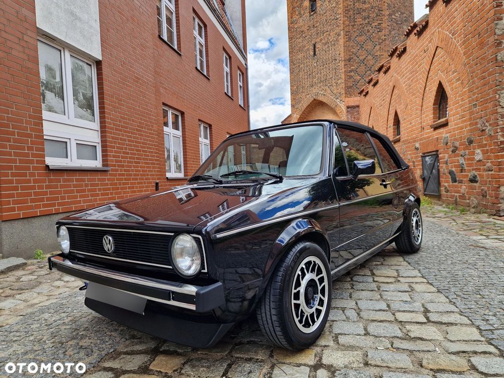 Volkswagen Golf - 25