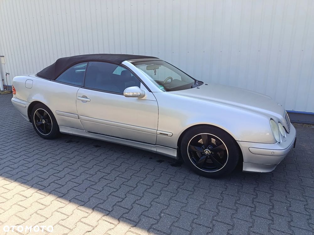 Mercedes-Benz CLK 320 Elegance - 10