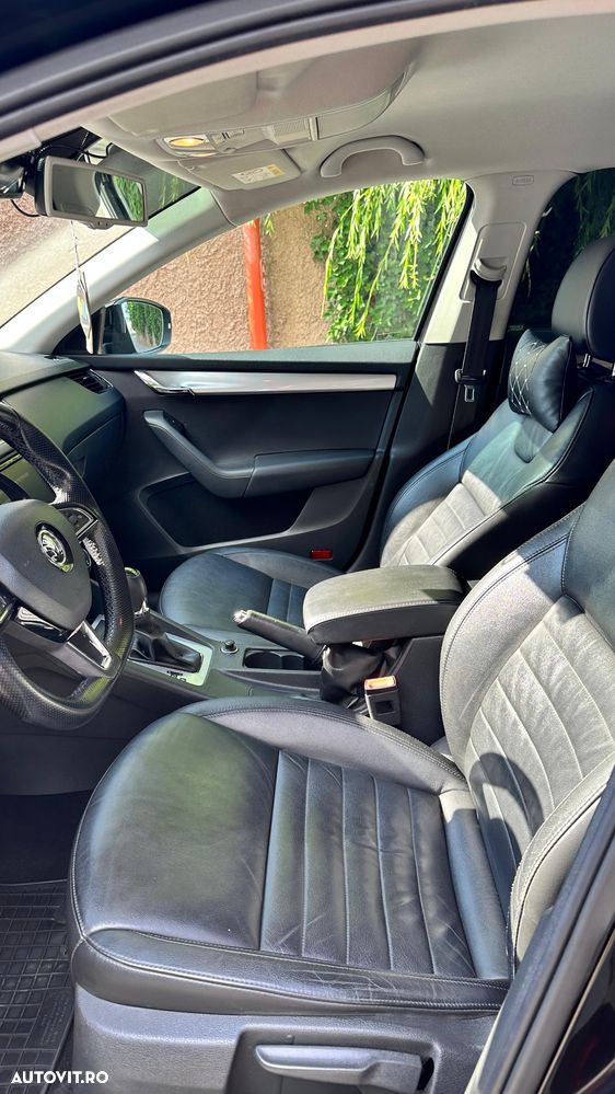 Skoda Octavia 2.0 TDI 4x4 DSG Style - 9